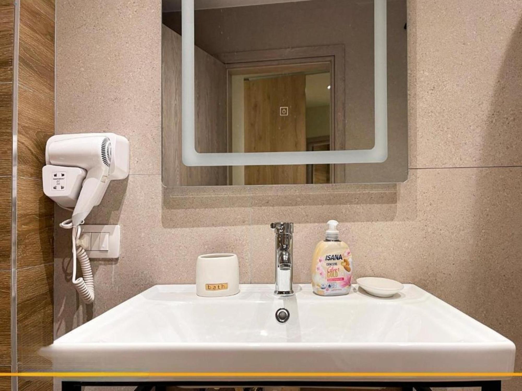 Flori Apartments Sarande Ngoại thất bức ảnh